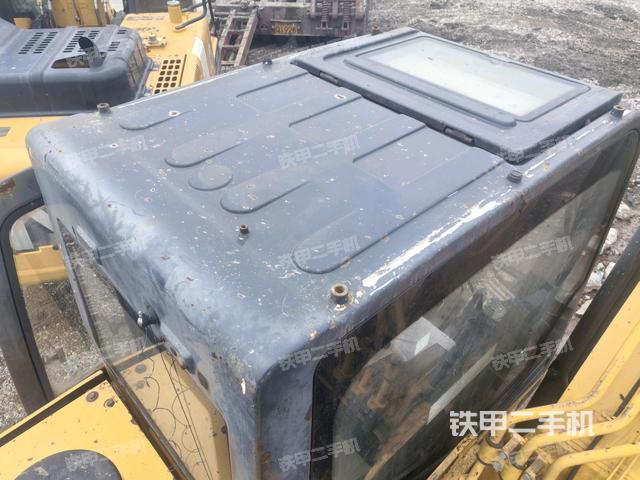 駕駛室頂部俯視（上車部件）