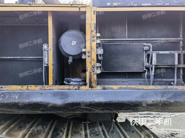 散熱器正面（大件艙室）