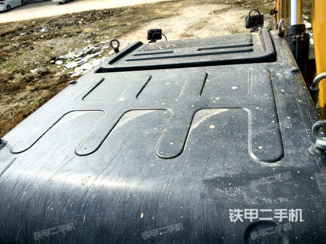 駕駛室頂部俯視（上車部件）