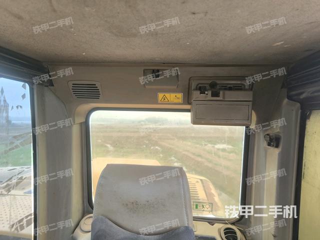 駕駛室整體（整機(jī)外觀）