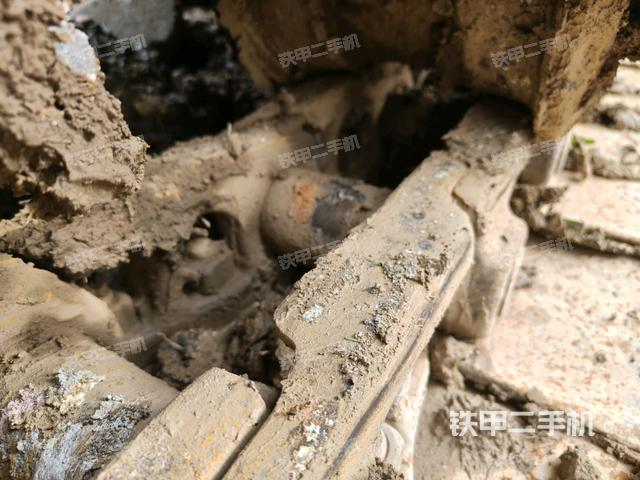 單側(cè)履帶整體（整機外觀）