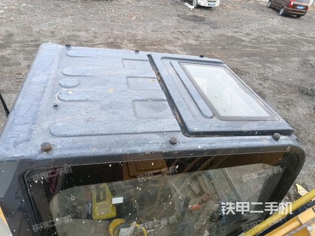 駕駛室頂部（整機(jī)外觀）