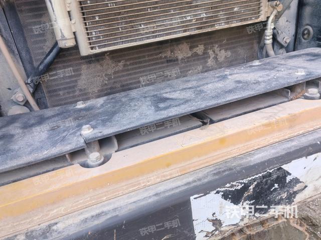 電瓶（大件艙室）