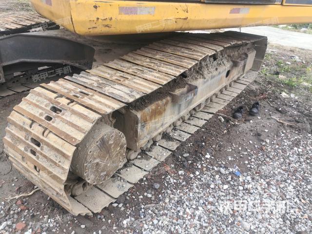 左側(cè)履帶整體?（行走機(jī)構(gòu)）