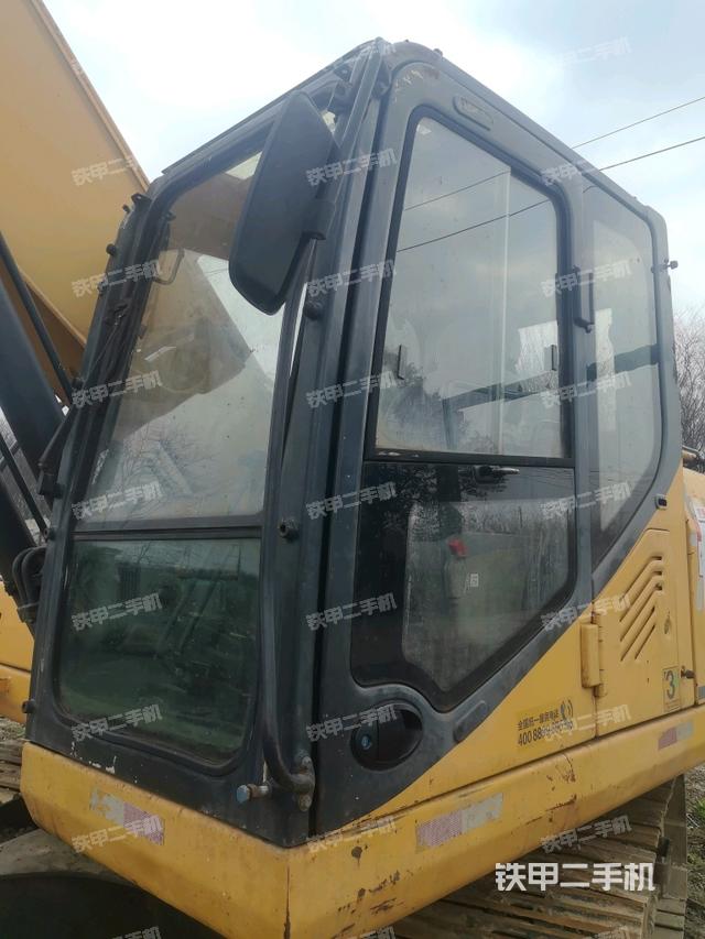 駕駛室左前45度（駕駛室部分）