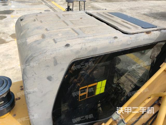 驾驶室顶部俯视(上车部件) 驾驶室顶部俯视(上车部件)