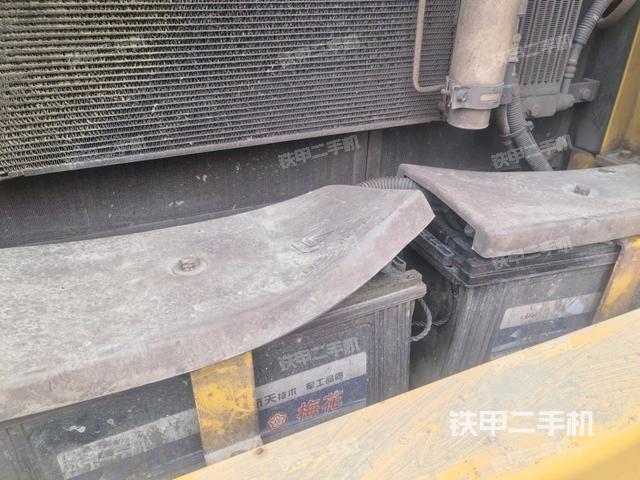 電瓶（大件艙室）