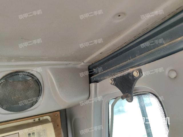 右側(cè)玻璃角標(biāo)(駕駛室部分) 右側(cè)玻璃角標(biāo)(駕駛室部分)