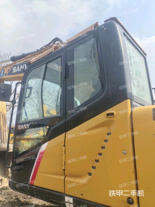 駕駛室左后45度（駕駛室部分）