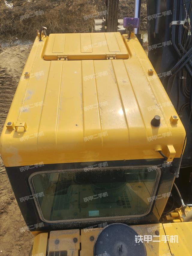 駕駛室頂部俯視（上車部件）