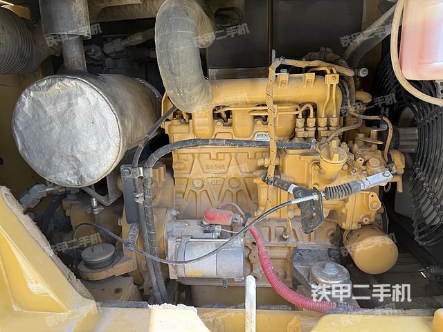 发动机整体俯视（整机外观）