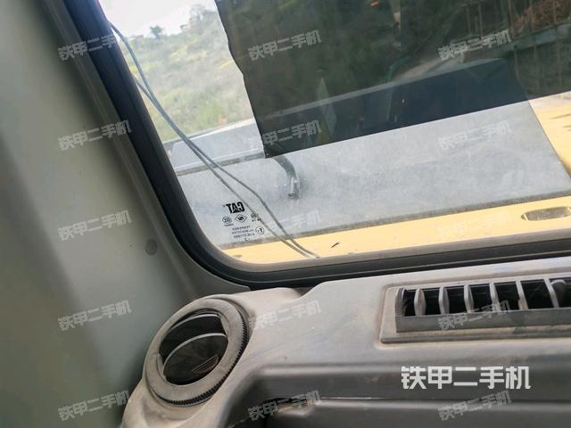 驾驶室正侧（驾驶室部分）