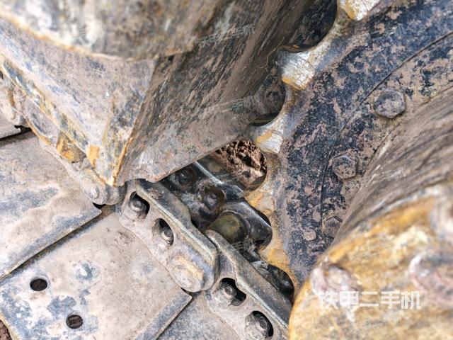 左侧行走马达盖板（行走机构）