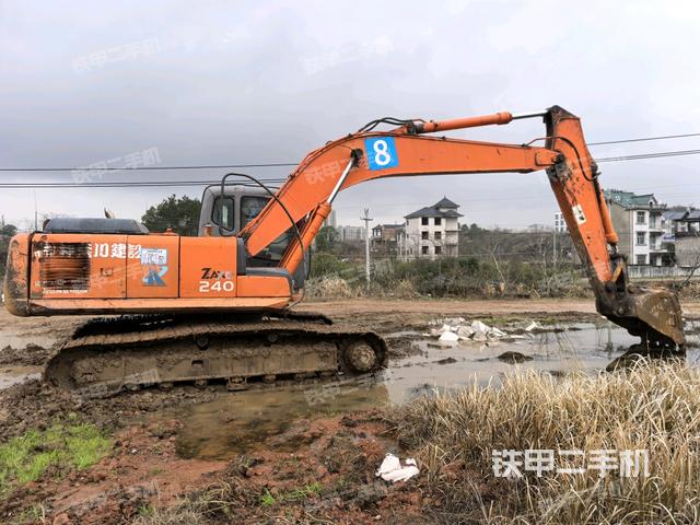 整機(jī)右后45°(整機(jī)外觀) 整機(jī)右后45°(整機(jī)外觀)