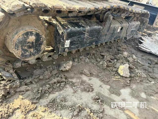 單側(cè)履帶整體（整機外觀）