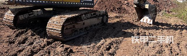 單側(cè)履帶整體（整機(jī)外觀）