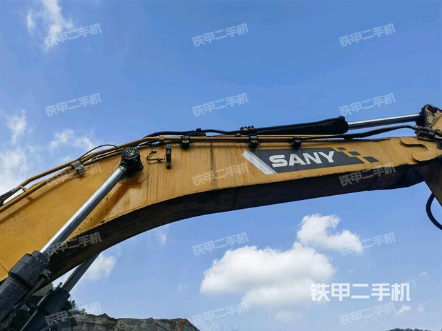 大臂整體?右側(cè)（工作和回轉(zhuǎn)裝置）