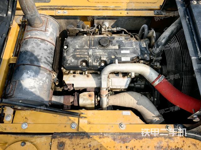 發(fā)動機(jī)室（上車部件）