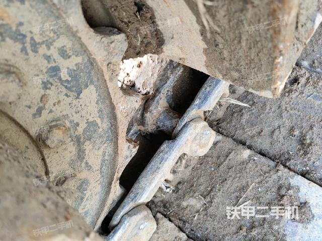 左托鏈輪和鏈筋(行走機(jī)構(gòu)) 左托鏈輪和鏈筋(行走機(jī)構(gòu))