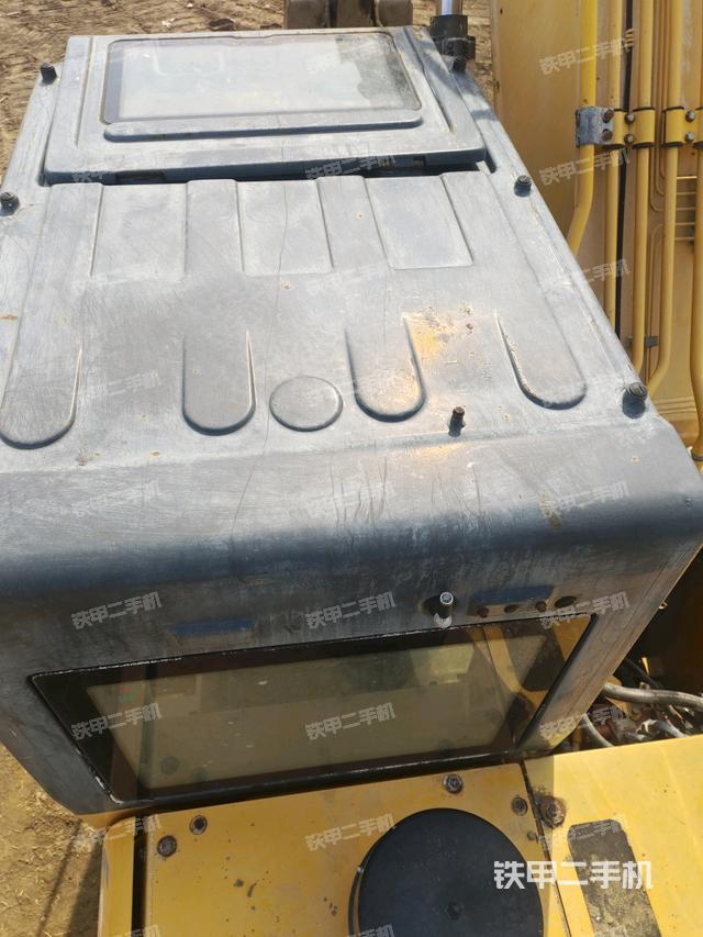 駕駛室頂部俯視（上車部件）