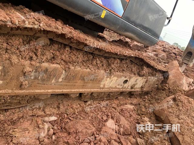 左側行走馬達蓋板（行走機構）