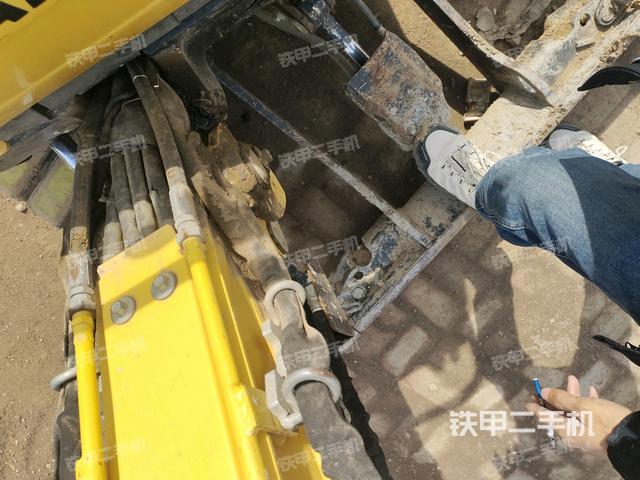 大臂背部俯視（工作和回轉裝置）