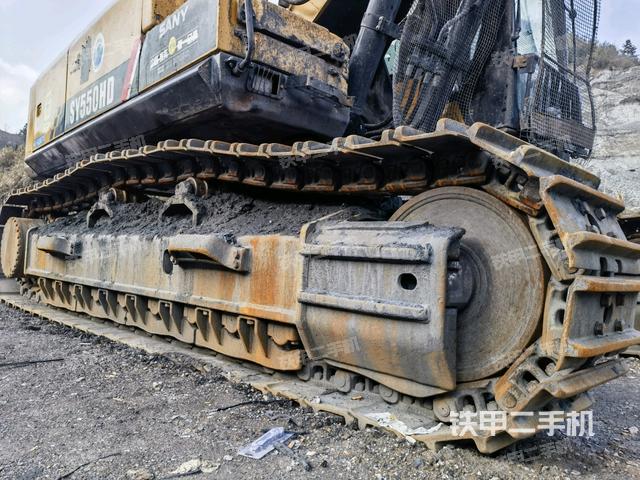 左側(cè)履帶整體?（行走機(jī)構(gòu)）