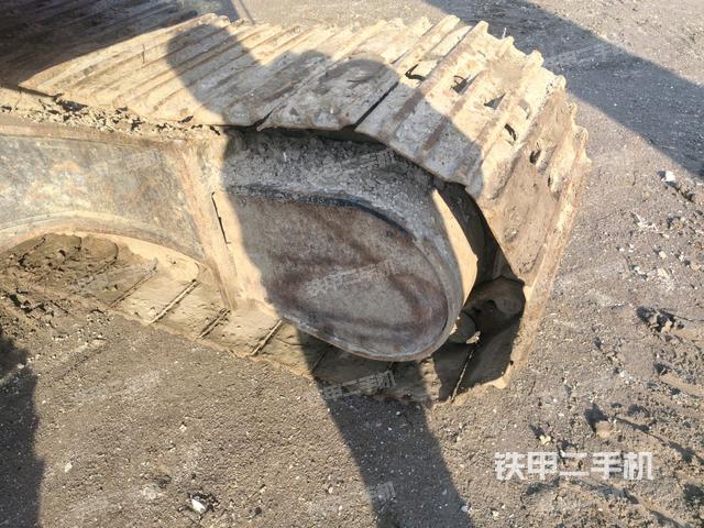 左側(cè)行走馬達(dá)蓋板（行走機(jī)構(gòu)）