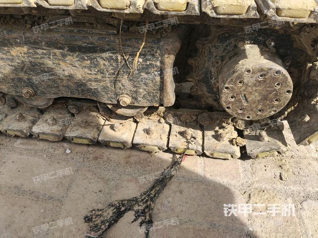 右側履帶整體?（行走機構）