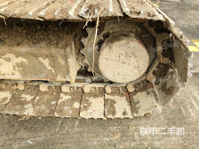 左驅(qū)動(dòng)輪(行走機(jī)構(gòu)) 左驅(qū)動(dòng)輪(行走機(jī)構(gòu))