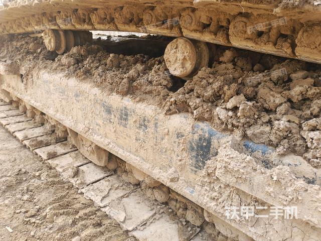 左側(cè)履帶整體?（行走機構(gòu)）