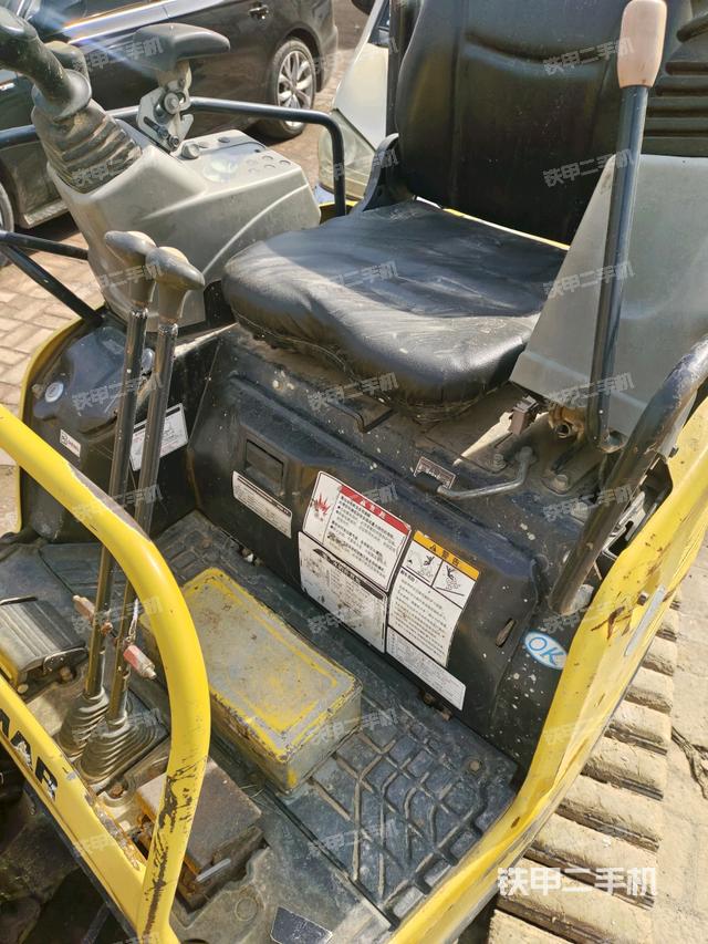 ?駕駛室正側（駕駛室部分）