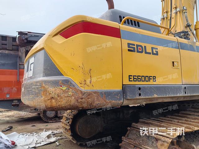 右后45(整機(jī)外觀) 右后45(整機(jī)外觀)