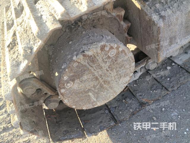 左驅(qū)動(dòng)輪（行走機(jī)構(gòu)）
