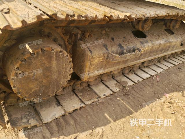 左側(cè)履帶整體?(行走機構(gòu)) 左側(cè)履帶整體?(行走機構(gòu))