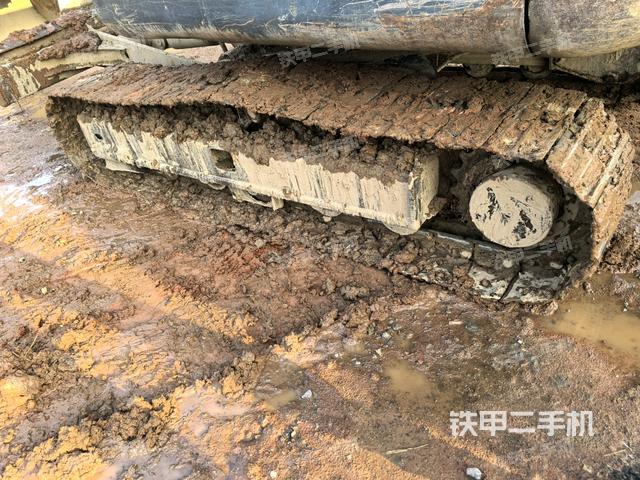 單側履帶整體(整機外觀) 單側履帶整體(整機外觀)