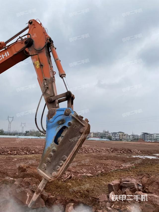 小臂整體左后（工作和回轉裝置）