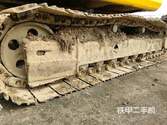 左側(cè)履帶整體?(行走機(jī)構(gòu)) 左側(cè)履帶整體?(行走機(jī)構(gòu))