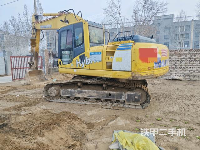 駕駛室整體(整機外觀) 駕駛室整體(整機外觀)