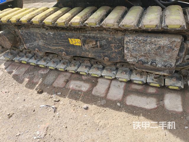 左側履帶整體?（行走機構）