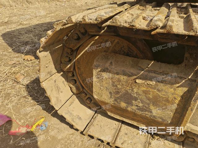 右側(cè)行走馬達蓋板(行走機構(gòu)) 右側(cè)行走馬達蓋板(行走機構(gòu))