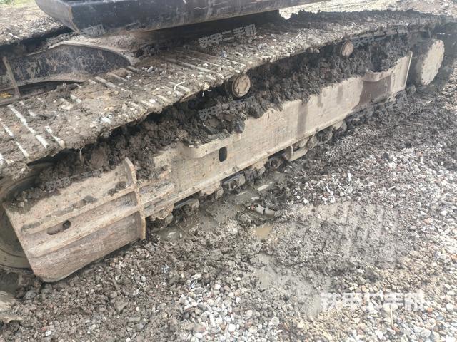 左側(cè)履帶整體?（行走機(jī)構(gòu)）