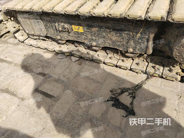 左側行走馬達蓋板（行走機構）