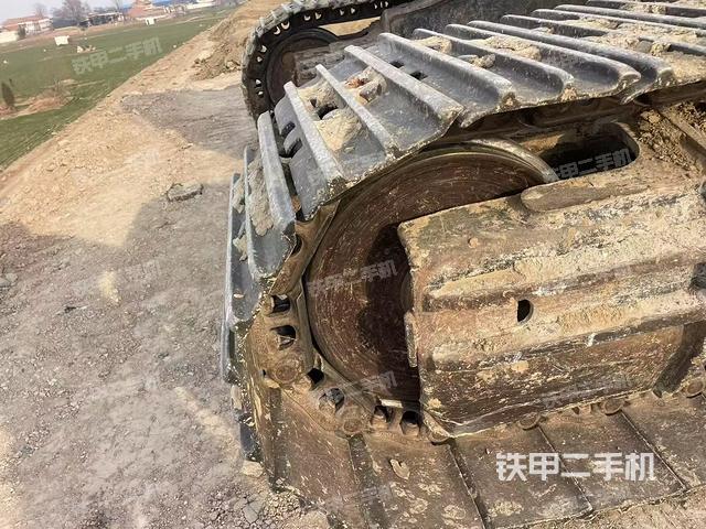 單側(cè)履帶整體（整機外觀）