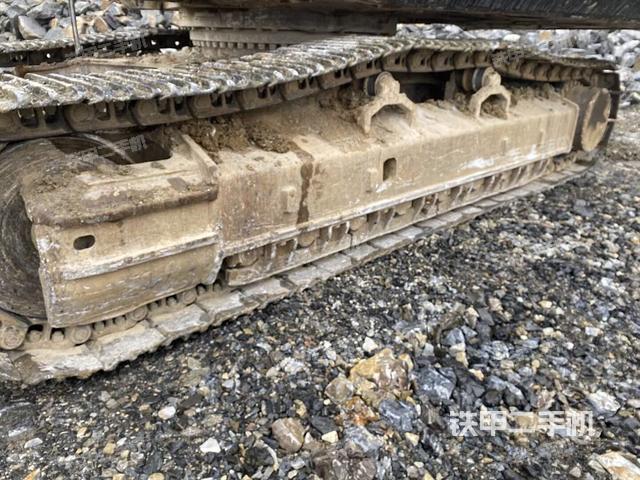 左側(cè)履帶整體?（行走機構(gòu)）