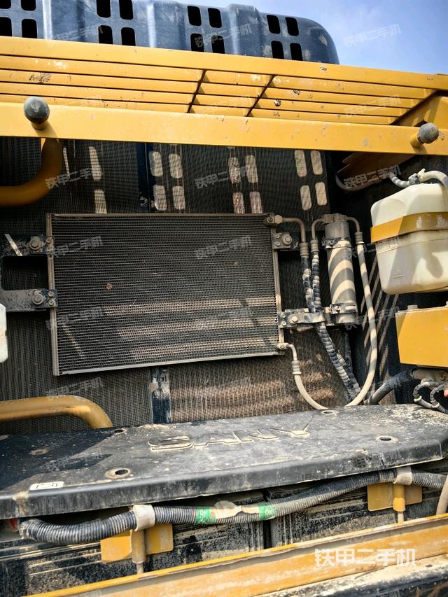 散熱器正面（大件艙室）