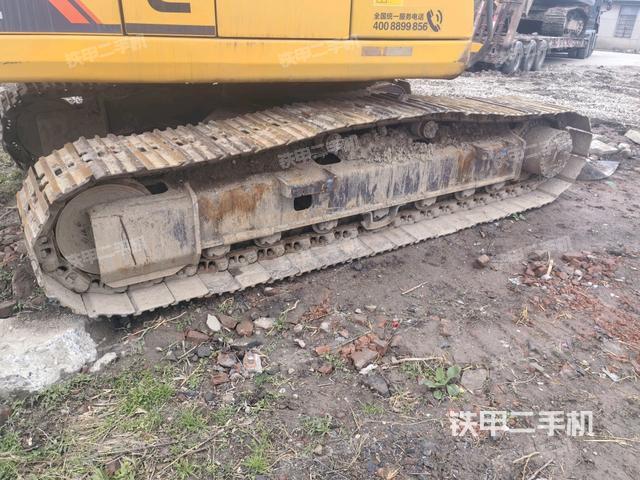 右側(cè)履帶整體（行走機(jī)構(gòu)）