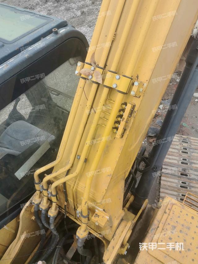 大臂背部俯視（工作和回轉(zhuǎn)裝置）