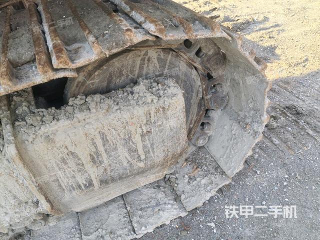 右導(dǎo)向輪（行走機(jī)構(gòu)）