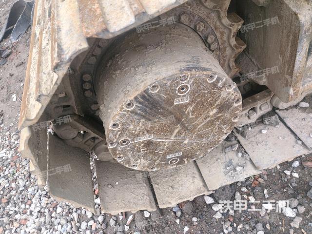 左驅(qū)動(dòng)輪（行走機(jī)構(gòu)）